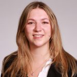 A headshot of Neve Pelland.